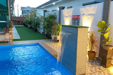 TAMAN PADANG TEMU PERMATA