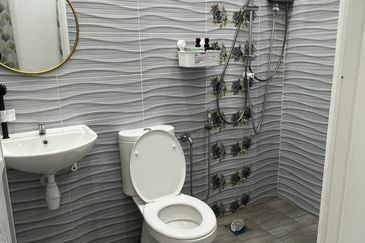 TAMAN PADANG TEMU PERMATA