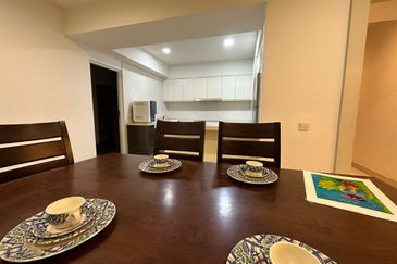 Royalle Condominium @ North Kiara