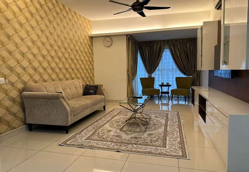 Royalle Condominium @ North Kiara