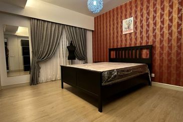 Royalle Condominium @ North Kiara