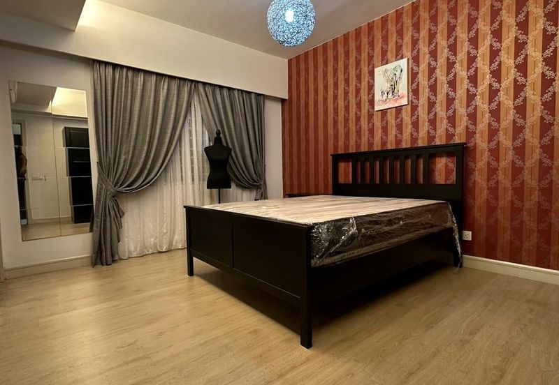 Royalle Condominium @ North Kiara