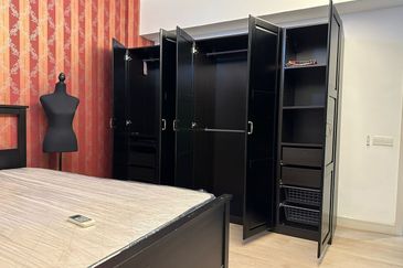 Royalle Condominium @ North Kiara