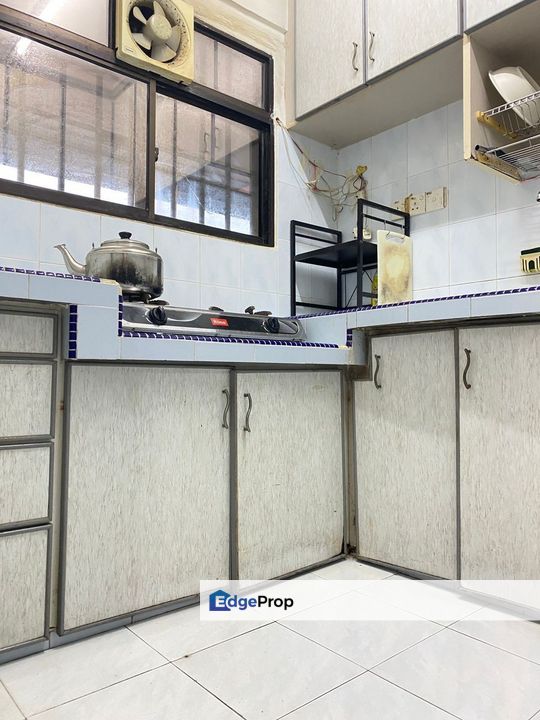 Eastern Court At Jelutong 700sf Renovated Furnished Freehold, Penang, Jelutong