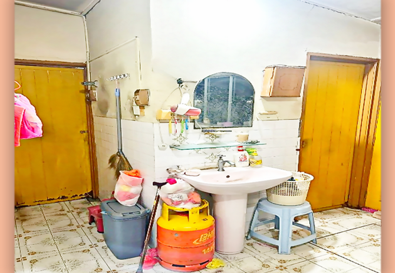 Strategic Location, 1storey Terrace House ('22 x 65') @ Kepong for Sale