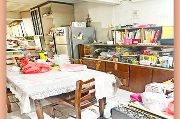 Strategic Location, 1storey Terrace House ('22 x 65') @ Kepong for Sale