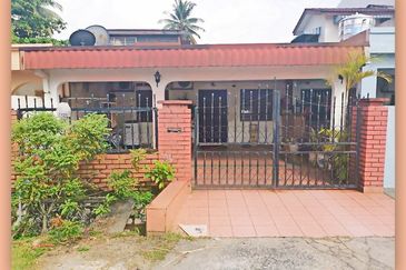 Strategic Location, 1storey Terrace House ('22 x 65') @ Kepong for Sale