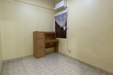 Pandan Court, Taman Pandan Mewah