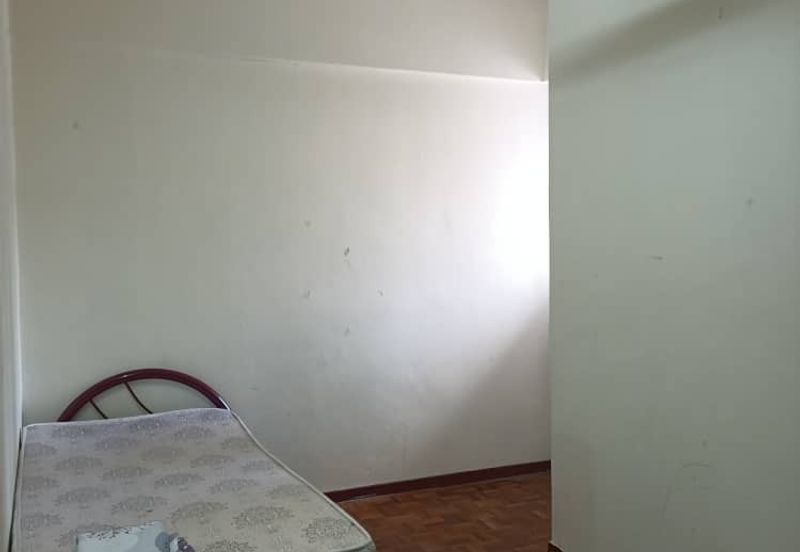 Tasik Heights Apartment