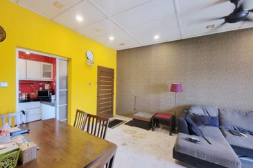 Pangsapuri Lili, Taman Bukit Subang, Seksyen U16