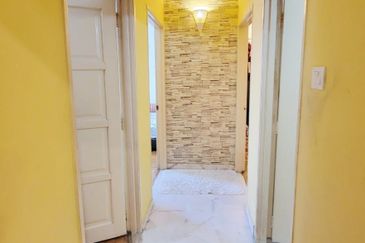 Pangsapuri Lili, Taman Bukit Subang, Seksyen U16