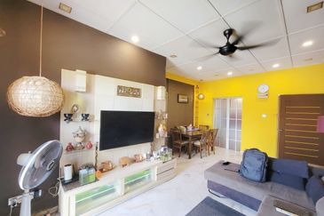 Pangsapuri Lili, Taman Bukit Subang, Seksyen U16