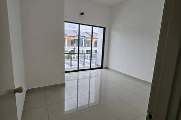 Robin @ Bandar Rimbayu