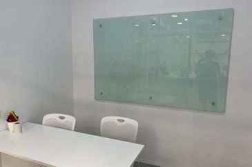 Facing Main Road Huge Renovated Office & Hall Taman Kota Syahbandar Melaka