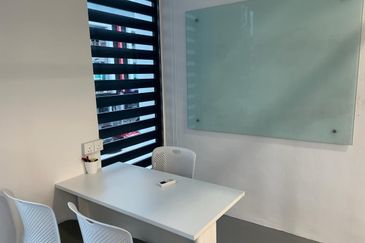 Facing Main Road Huge Renovated Office & Hall Taman Kota Syahbandar Melaka