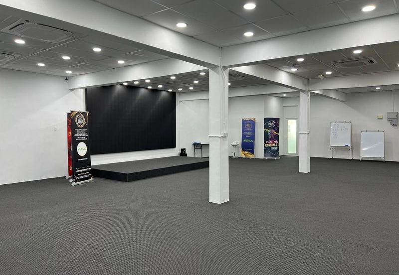 Facing Main Road Huge Renovated Office & Hall Taman Kota Syahbandar Melaka