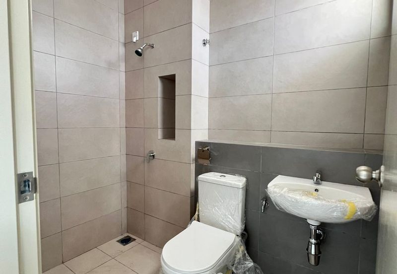 Robin @ Bandar Rimbayu