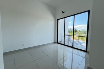 Robin @ Bandar Rimbayu