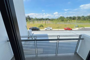 Robin @ Bandar Rimbayu