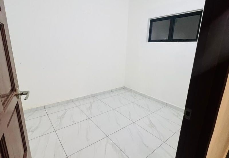 Tmn Orkid 1 STOREY[22x70] PartiallyRENO Jb.