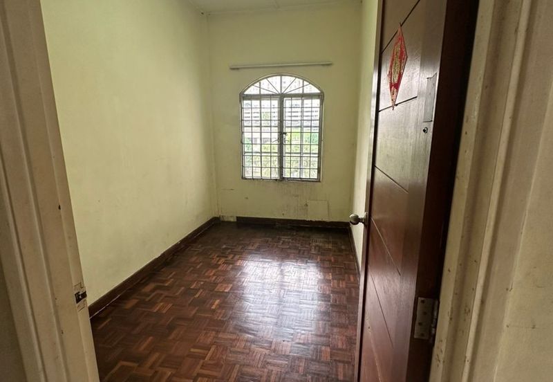 Casa Venicia Condominium