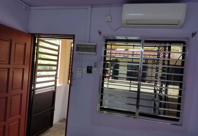 Flat Taman Impian Emas