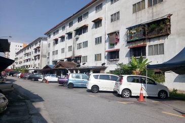 Pangsapuri Baiduri, Bandar Tasik Kesuma