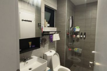 Amber Residence @ twentyfive.7