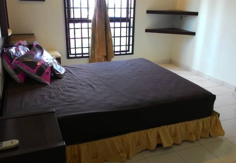 8th Avenue Condominium