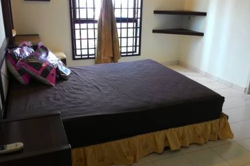 8th Avenue Condominium