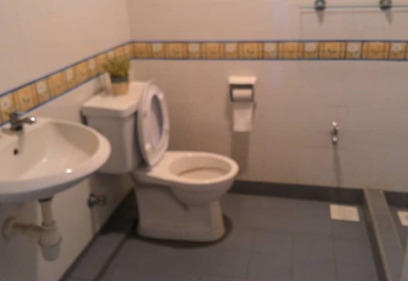 8th Avenue Condominium