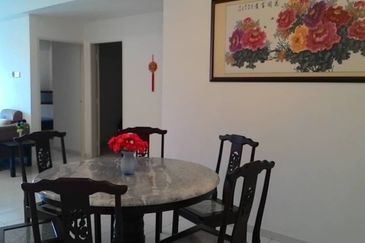 8th Avenue Condominium