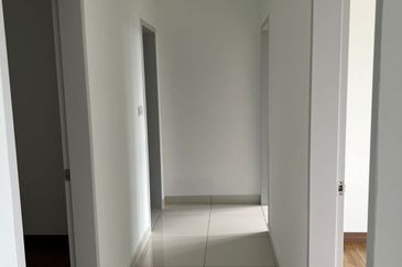 New unit! 3r2b2cp for SALE @ The Amber Residence, 25.7