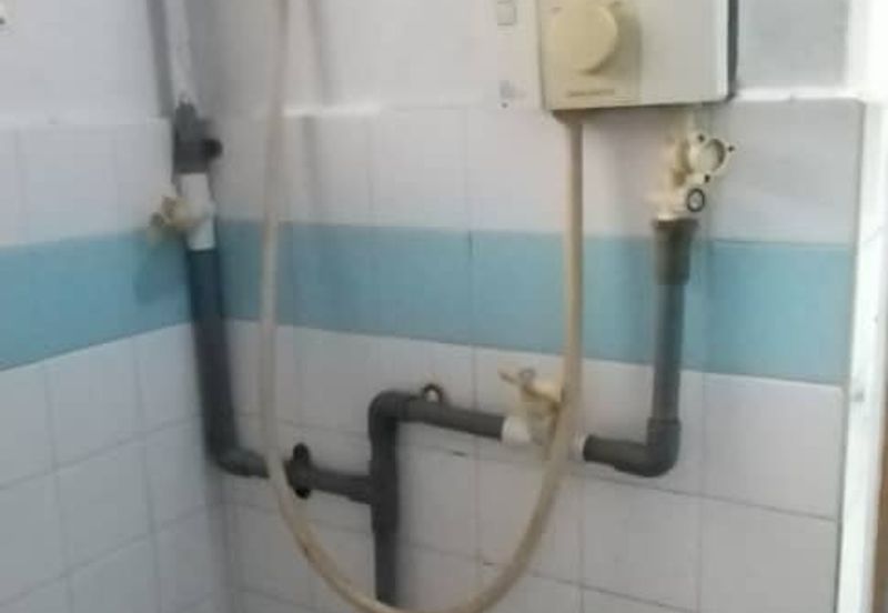 Flat Taman Ungku Tun Aminah