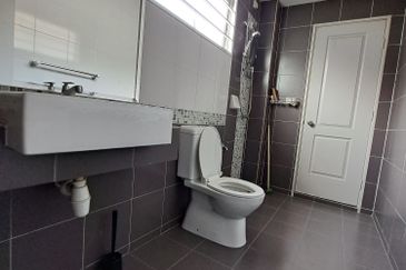 Move in Conditon, Extended Wet Kitchen - Ellis @ Bandar Bukit Raja