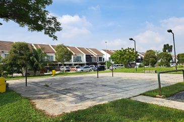 Move in Conditon, Extended Wet Kitchen - Ellis @ Bandar Bukit Raja