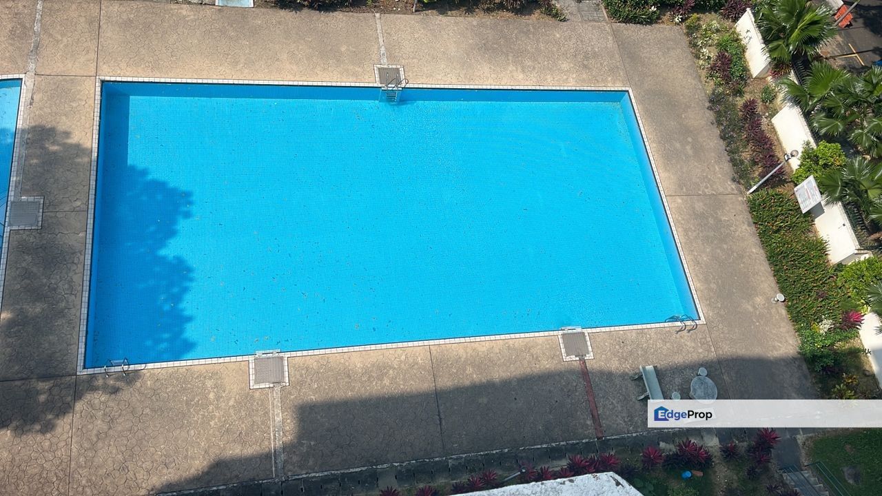 [NEGO] PARTAILLY FURNISHED APARTMENT For Sale HIJAU RIA KEPONG INDAH, Kuala Lumpur, Kepong