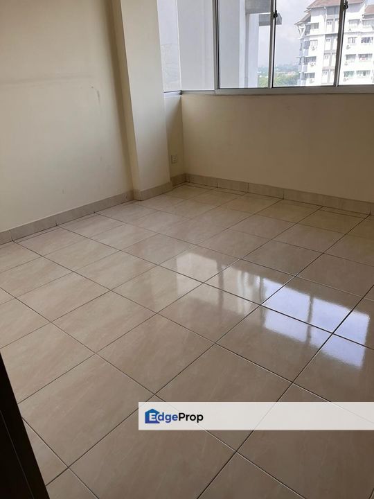 Lagoon Suites @ Kota Kemuning, Selangor, Kota Kemuning