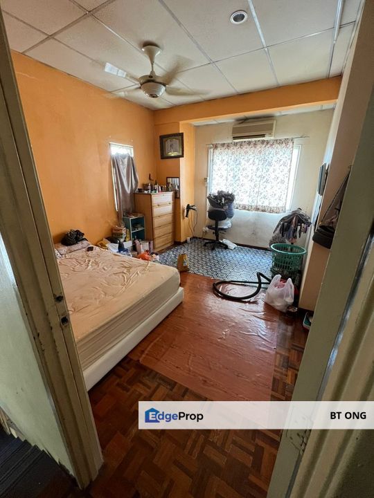 2 storey  intermediate terrace house @ Puncak Jalil, Selangor, Seri Kembangan