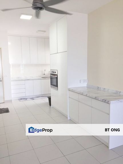 Renovated Kitchen, 2 Car Park - Seri Jati Apartment @ Setia Alam, Selangor, Setia Alam/Alam Nusantara