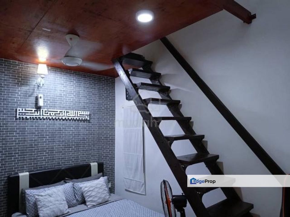 Rumah End Lot Cantiiikk Menawan & SelesaCHARMING BEAUTIFUL END LOT HOUSE FOR SALE Kapar Klang End Lot Single Storey Terrace House FREEHOLD  RM 499,000, Selangor, Kapar 