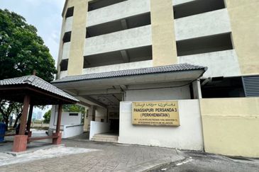 Persanda 3 Apartment