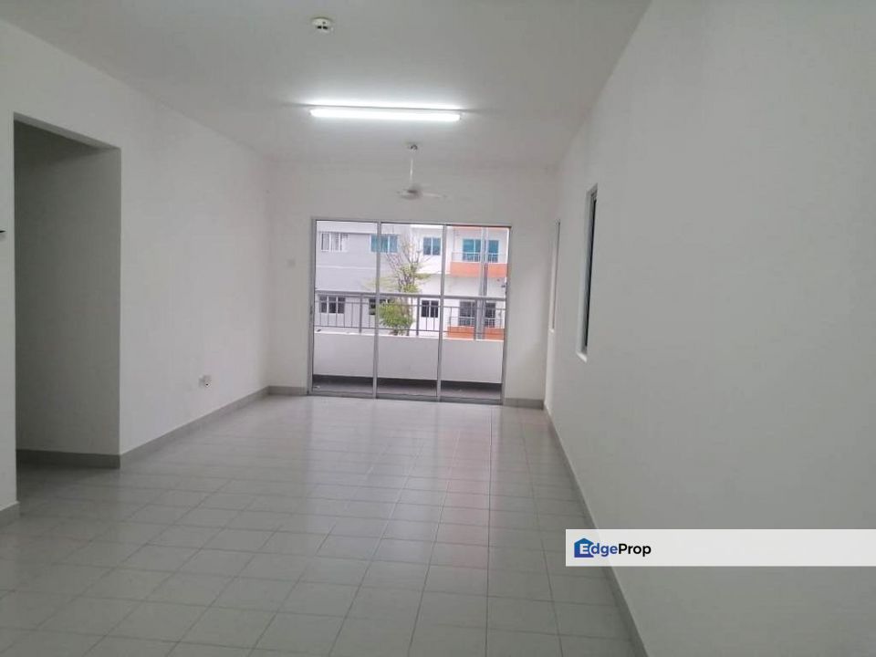 Pangsapuri Gapura Bayu Jade Hill Sg Chua Kajang , Selangor, Kajang