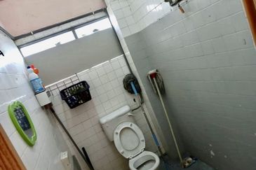 Flat Taman Sri Langat Sungai Chua Kajang