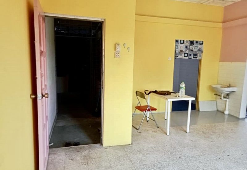 Flat Taman Sri Langat Sungai Chua Kajang