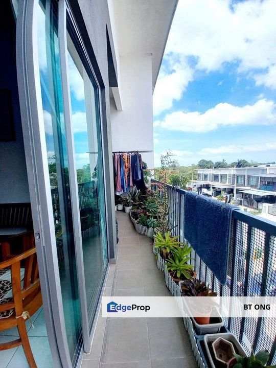 Fully Furnished Townhouse Rafflesia Pelangi Semenyih 2 Kajang, Selangor, Semenyih