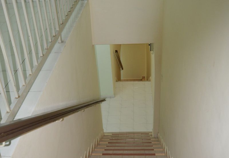 Huge FREEHOLD 3 Storey Terrace House for Sale at Ujong Pasir 24x70 