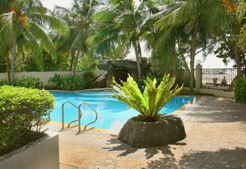 KONDOMINIUM SERI BAYAN