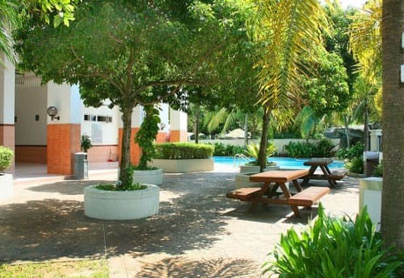 KONDOMINIUM SERI BAYAN