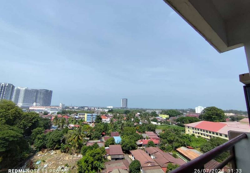 KONDOMINIUM SERI BAYAN